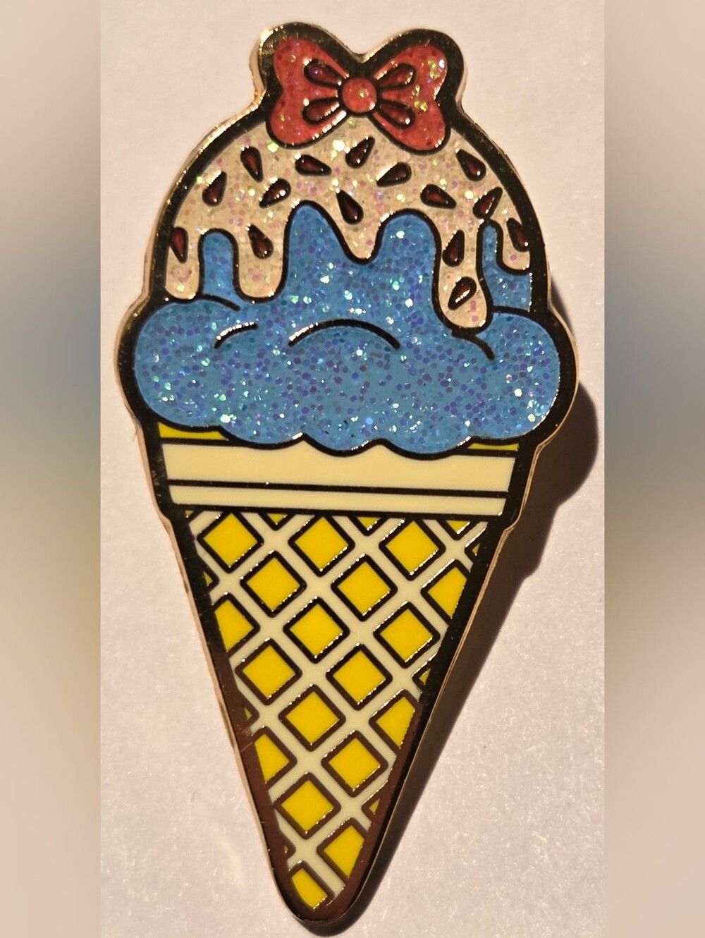 Disney Loungefly Snow White Ice Cream Cone Glitter Chaser Enamel Pin